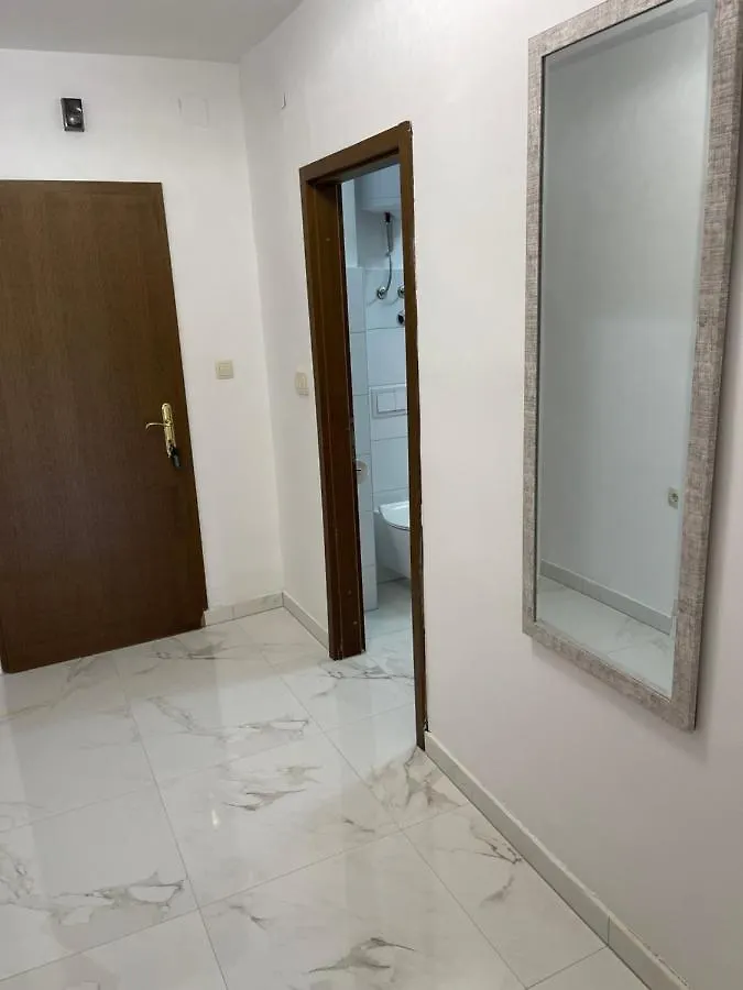 Darko Petrovic Apartman Malinska Apartment